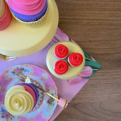 Kệ Trưng Bày Bánh (Cake Stand)