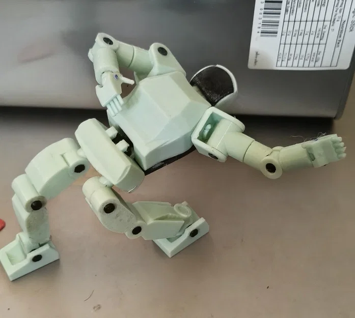 Mô hình Asimo (V8) - Image 1