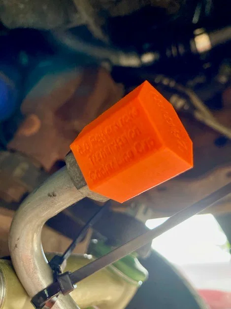 Nắp bịt đường ống làm mát hộp số Ford Super Duty (vị trí két nước) - Image 1
