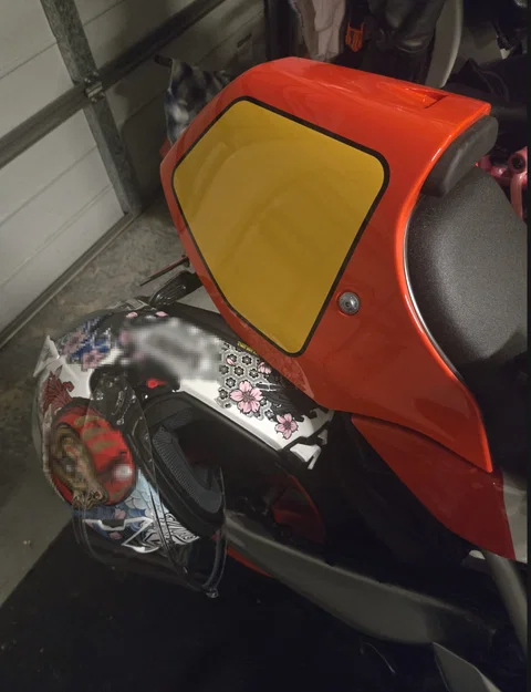 Móc treo mũ bảo hiểm cho xe Honda XSR900GP - Image 3
