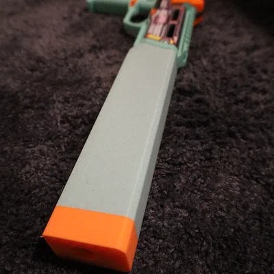 Nòng súng Adventure Force Brute Pro lấy cảm hứng từ Peacemaker