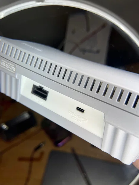 Tấm ốp lưng tích hợp nguồn USB-C cho SNES Jr. - Image 1
