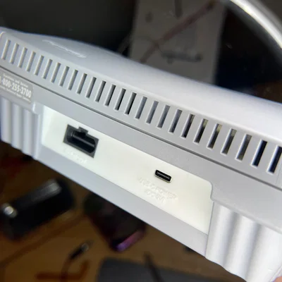 Tấm ốp lưng tích hợp nguồn USB-C cho SNES Jr.