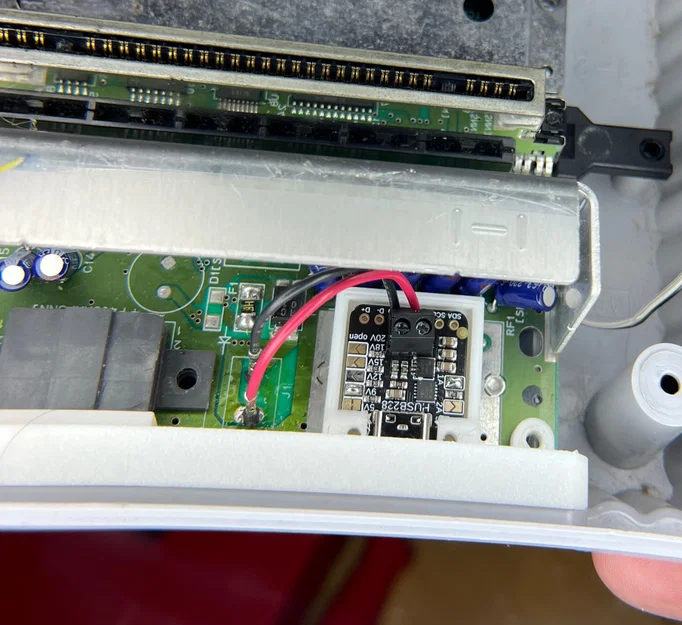 Tấm ốp lưng tích hợp nguồn USB-C cho SNES Jr. - Image 2