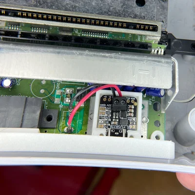 Tấm ốp lưng tích hợp nguồn USB-C cho SNES Jr.