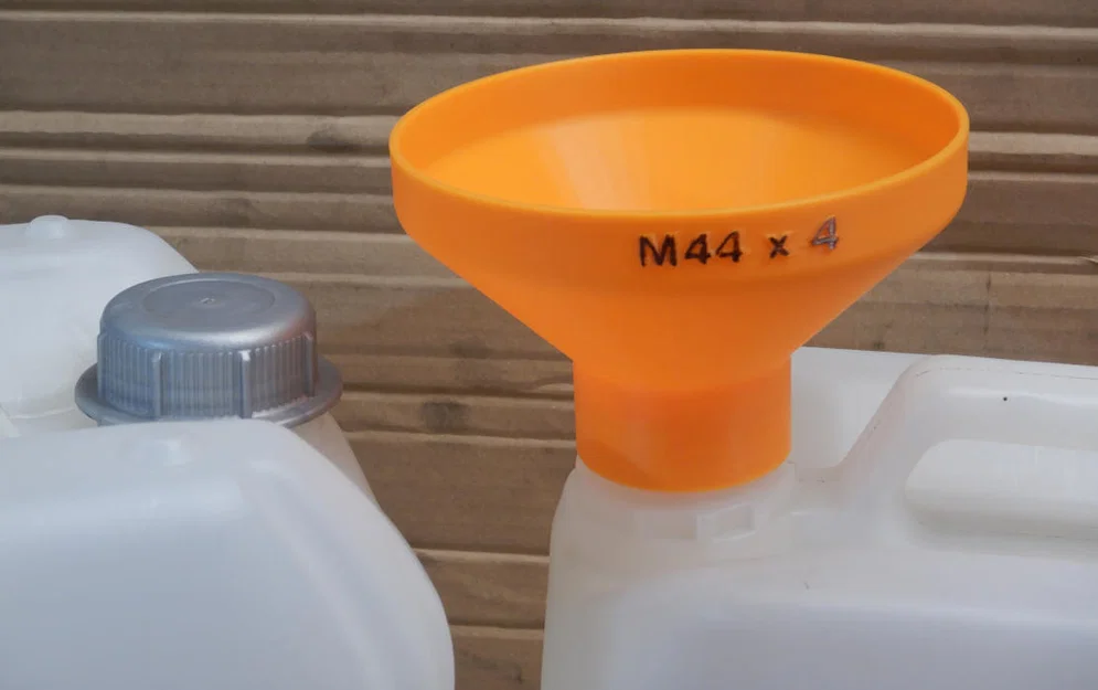 Phễu vặn ren cho can nhựa; M44 x 4 - Image 3