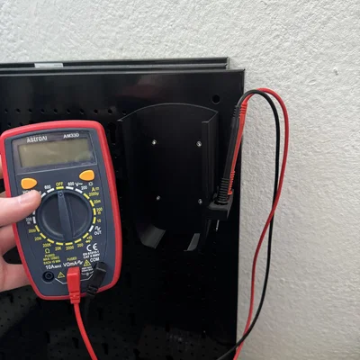Giá treo đồng hồ đo điện AstroAI cho bảng treo dụng cụ (loại Euro Pegboard)