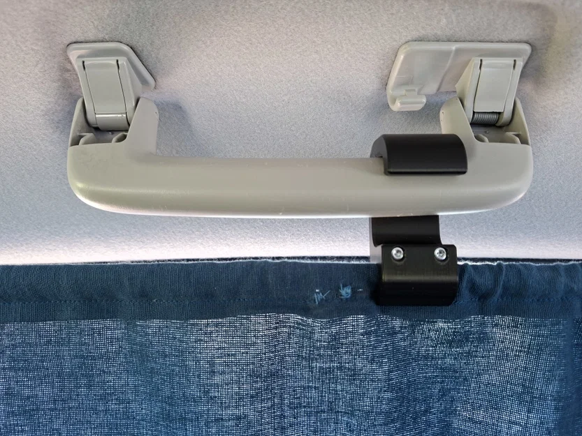 Móc Treo Rèm Bên Hông - Dùng Cho Tay Nắm Xe Hơi và Campervan - Image 1