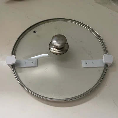 Giá treo nắp nồi 12cm - 32cm thông minh cho căn bếp gọn gàng