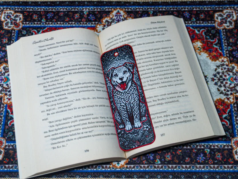 Bookmark chú chó nút thắt Celtic - Phiên bản Hueforge - Image 2