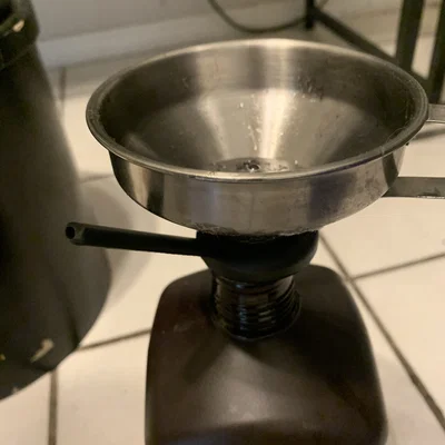 Ống thoát khí Funnel Vent - Phụ kiện chống trào cho phễu