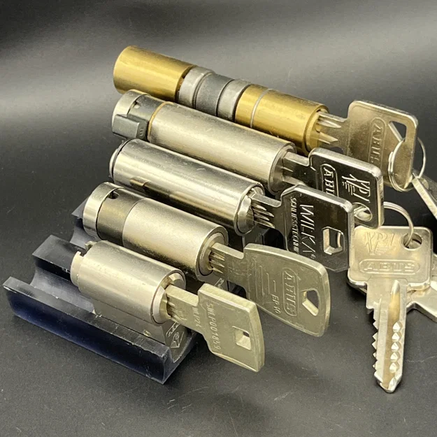 Đế trưng bày khóa Euro 5 vị trí - Phụ kiện cho dân Locksporter - Image 1