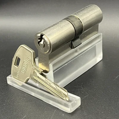 Giá đỡ trưng bày ổ khóa 30/30 Euro Pin Tumbler 3D