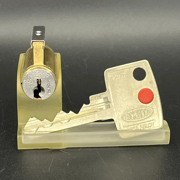 Giá đỡ trưng bày ổ khóa KiK - Phụ kiện cần có cho dân Lockpicking - Image 1