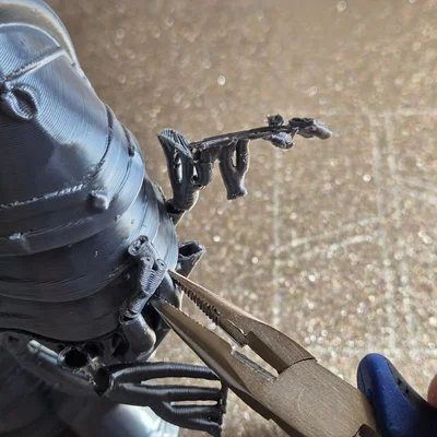 The Knight's Guard — Ống Cắm Bút Hình Giáp Hiệp Sĩ