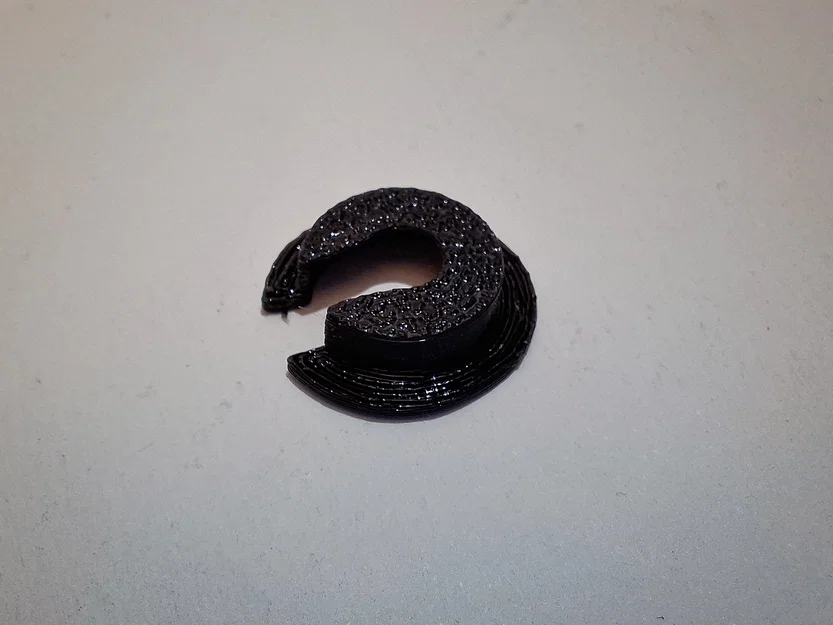 Giải cứu đôi dép - Cách sửa dép xỏ ngón bị rách lỗ cực nhanh - Image 4