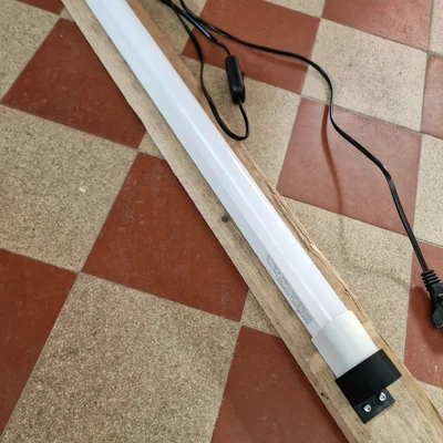 Giá đỡ đèn LED (LED lamp holder)