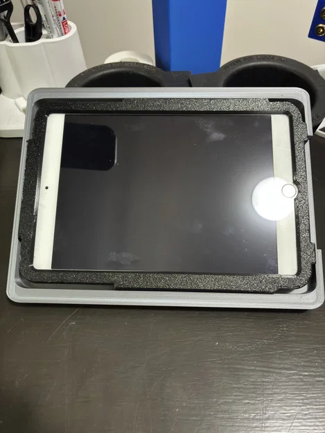 Giá đỡ iPad mini 3 cho xe hơi - Image 2