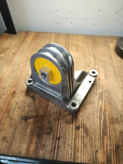 Bạc đạn giảm chấn động cơ phía trên cho Volvo (Upper torque mount) - Image 2