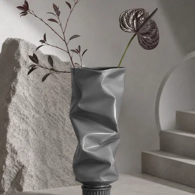 Crush Vase: Bình hoa nghệ thuật độc đáo cho không gian sống