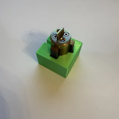 Giá đỡ lõi khóa Megacross (Lockman Megacross Core Holder) cho Locksport