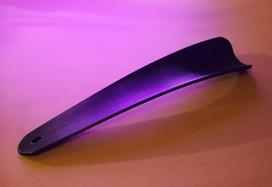 Dụng cụ xỏ giày cỡ lớn (Big Shoe Horn) - Image 1