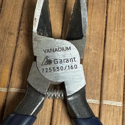 Ốp bảo vệ có nam châm cho kìm nhựa Garant