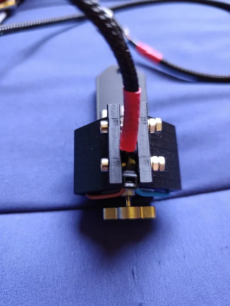 Ngàm gắn động cơ rung hai đầu 12V 6000 RPM cho bàn đạp Fanatec CSL - Image 1