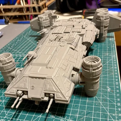 Mô hình tàu Onyx Cinder từ Star Wars Skeleton Crew - Đã chỉnh kích thước và cắt lại