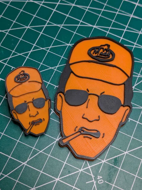 Bộ ghim cài áo và nam châm tủ lạnh Dale Gribble - Image 1