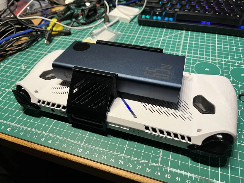 Kẹp gắn sạc dự phòng Baseus cho Asus ROG Ally - Image 2