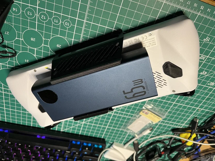 Kẹp gắn sạc dự phòng Baseus cho Asus ROG Ally - Image 3