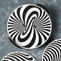 Bộ Lót Ly Ảo Ảnh Thị Giác (Optical Illusion Coasters) - Thumbnail 1