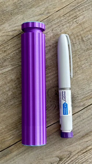 Kệ đứng bảo vệ và ống đựng du lịch tháo rời cho bút Mounjaro KwikPen - Image 5