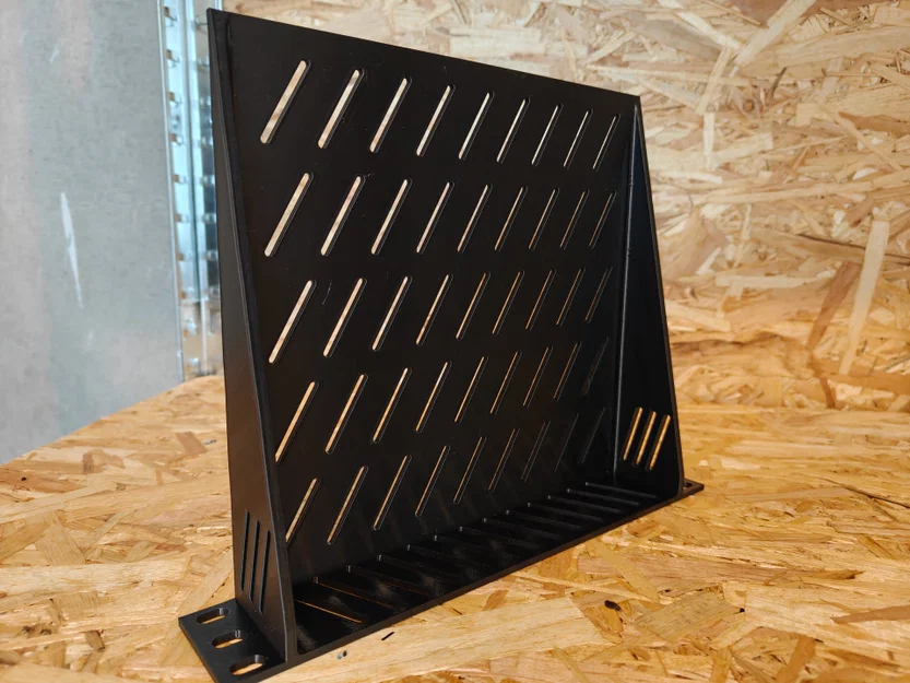 Kệ rack 10-inch cho Homelab với thiết kế mặt trước kín - Image 2