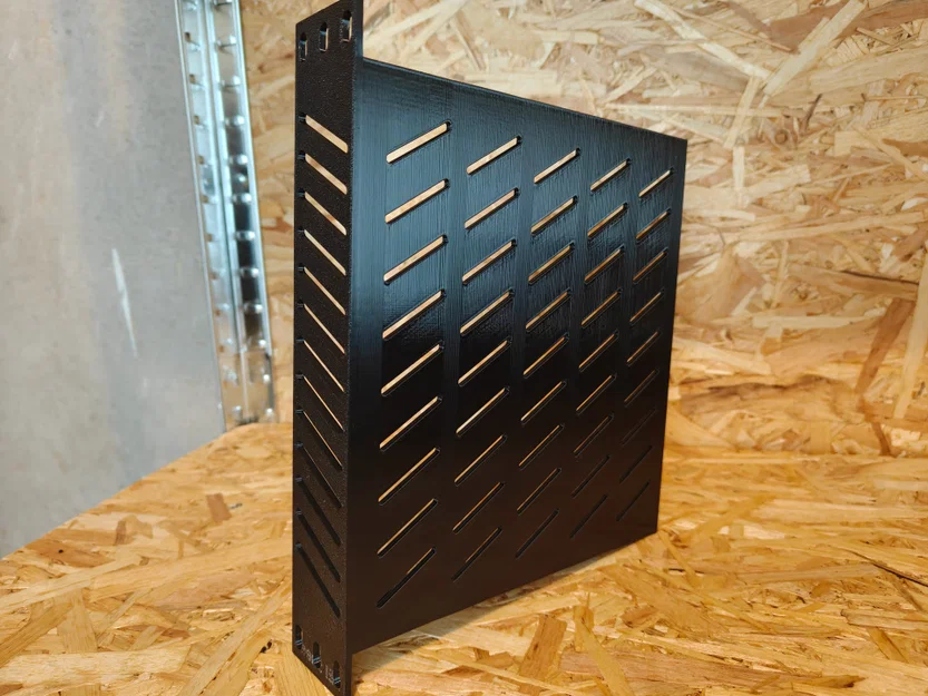 Kệ rack 10-inch cho Homelab với thiết kế mặt trước kín - Image 3