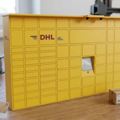 DHL BOX / Tủ gửi hàng DHL (Mô hình thu nhỏ để bàn)