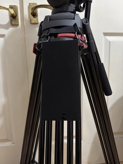 Giá treo pin sạc dự phòng cho Tripod - Image 1