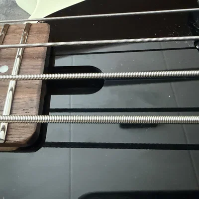Nắp che truss rod cho đàn Hills HNB3