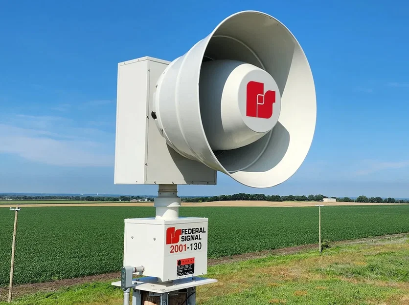 Mô hình 3D còi báo động khẩn cấp Federal Signal 2001-130 - Image 1