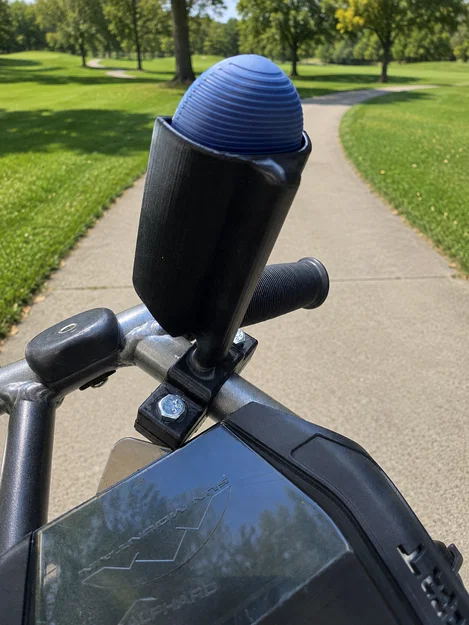 Giá đỡ thiết bị GPS Blue Tees cho xe kéo golf - Image 3