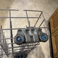 Giải pháp thay thế bánh xe khay máy rửa bát Whirlpool - Thumbnail 1