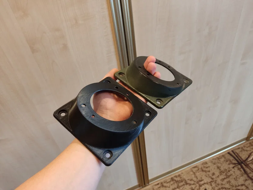 Đế gắn đèn bên hông xe tải MAZ bền bỉ - Image 2