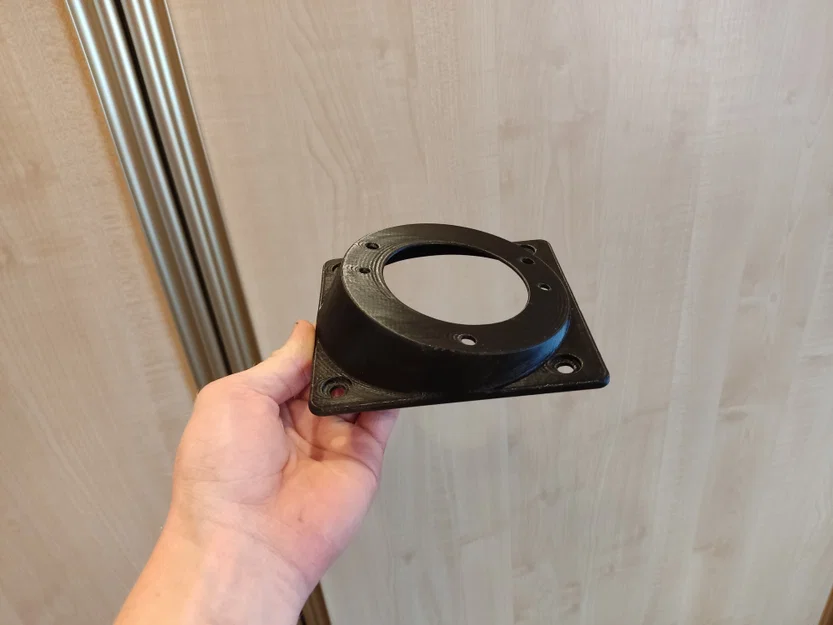 Đế gắn đèn bên hông xe tải MAZ bền bỉ - Image 3