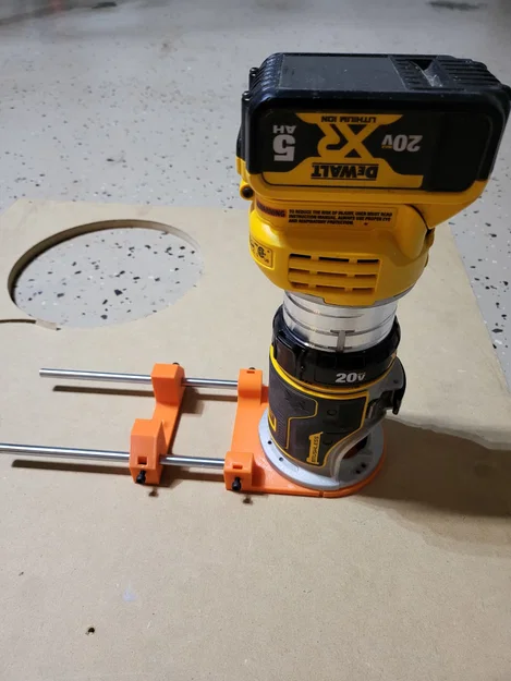 Đế phay cắt hình tròn và dẫn hướng cạnh cho máy DeWalt DCW600 - Image 2
