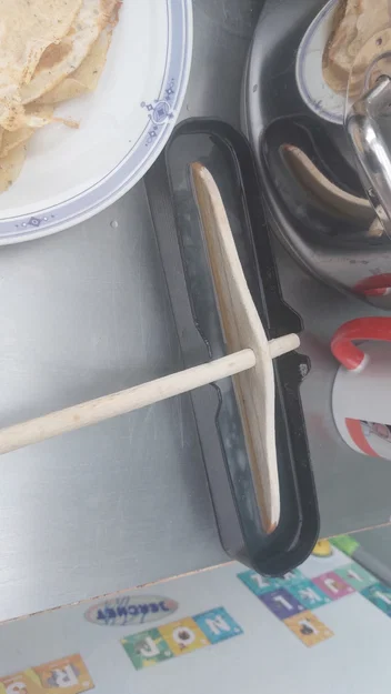Giá đỡ cây rozell (cây tráng bánh crêpe) - Image 1