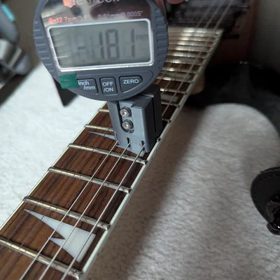 Dụng cụ đo action dây đàn guitar cho thước đo điện tử giá rẻ