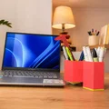 Ống cắm bút hình bút chì màu - Thumbnail 1