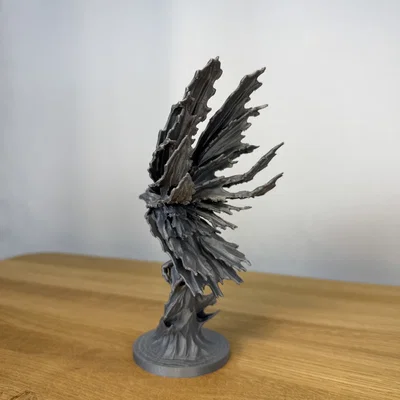 Tượng Quạ Nghệ Thuật (Crow Sculpture)