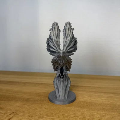 Tượng Quạ Nghệ Thuật (Crow Sculpture)